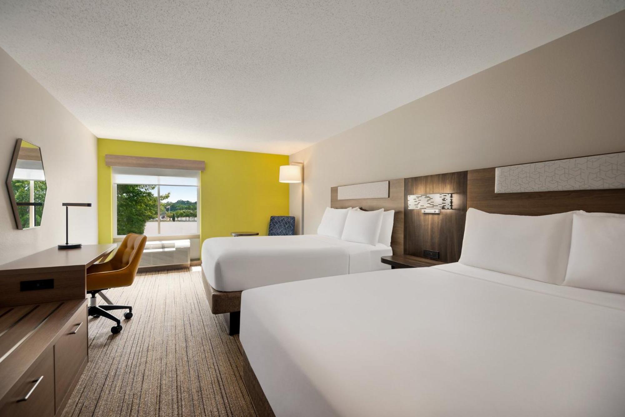 Holiday Inn Express Hotel & Suites Fredericksburg By Ihg Exterior foto