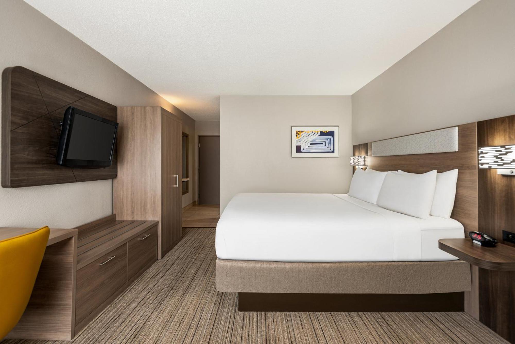 Holiday Inn Express Hotel & Suites Fredericksburg By Ihg Exterior foto